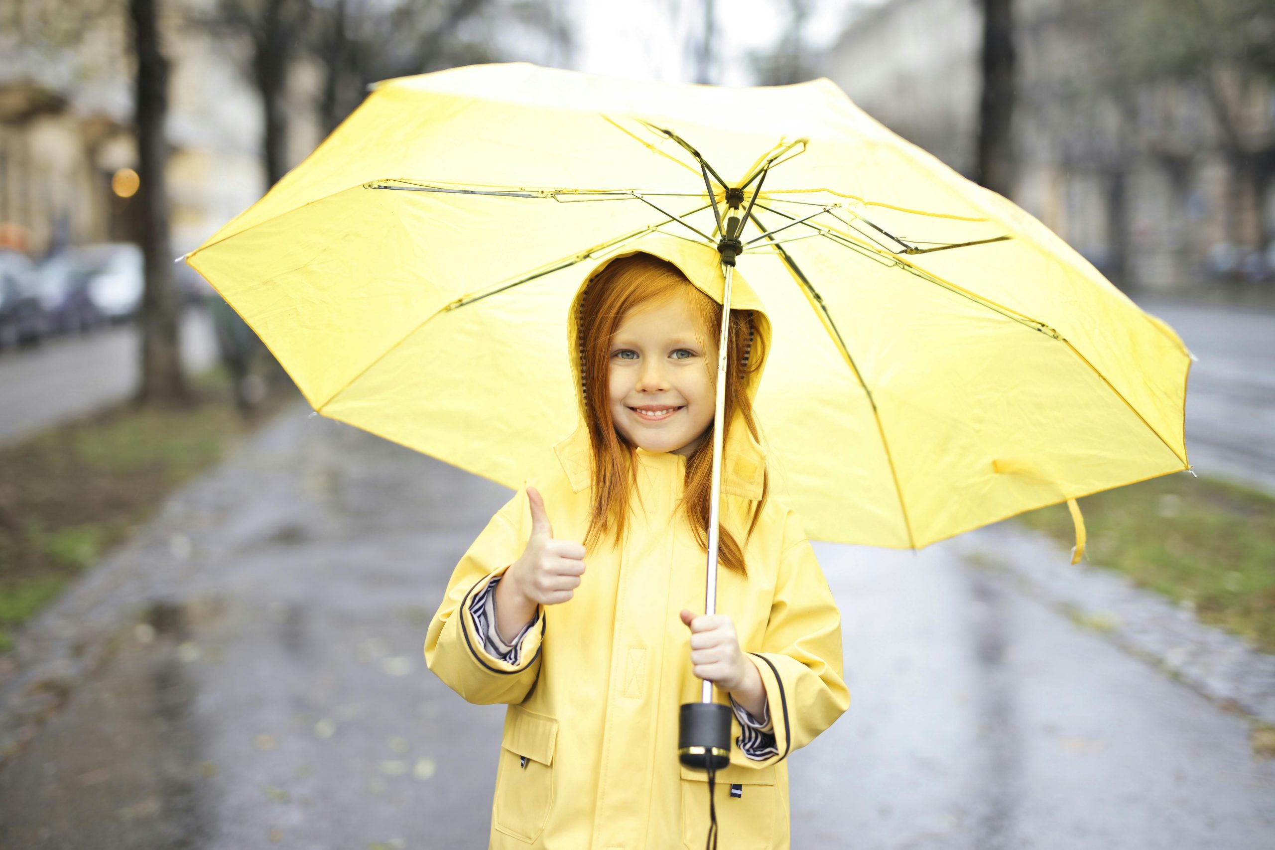 Catat ! 3 Tips Ini Bisa Bantu Jas Hujan Anda Tahan Lama dan Tetap Waterproof images